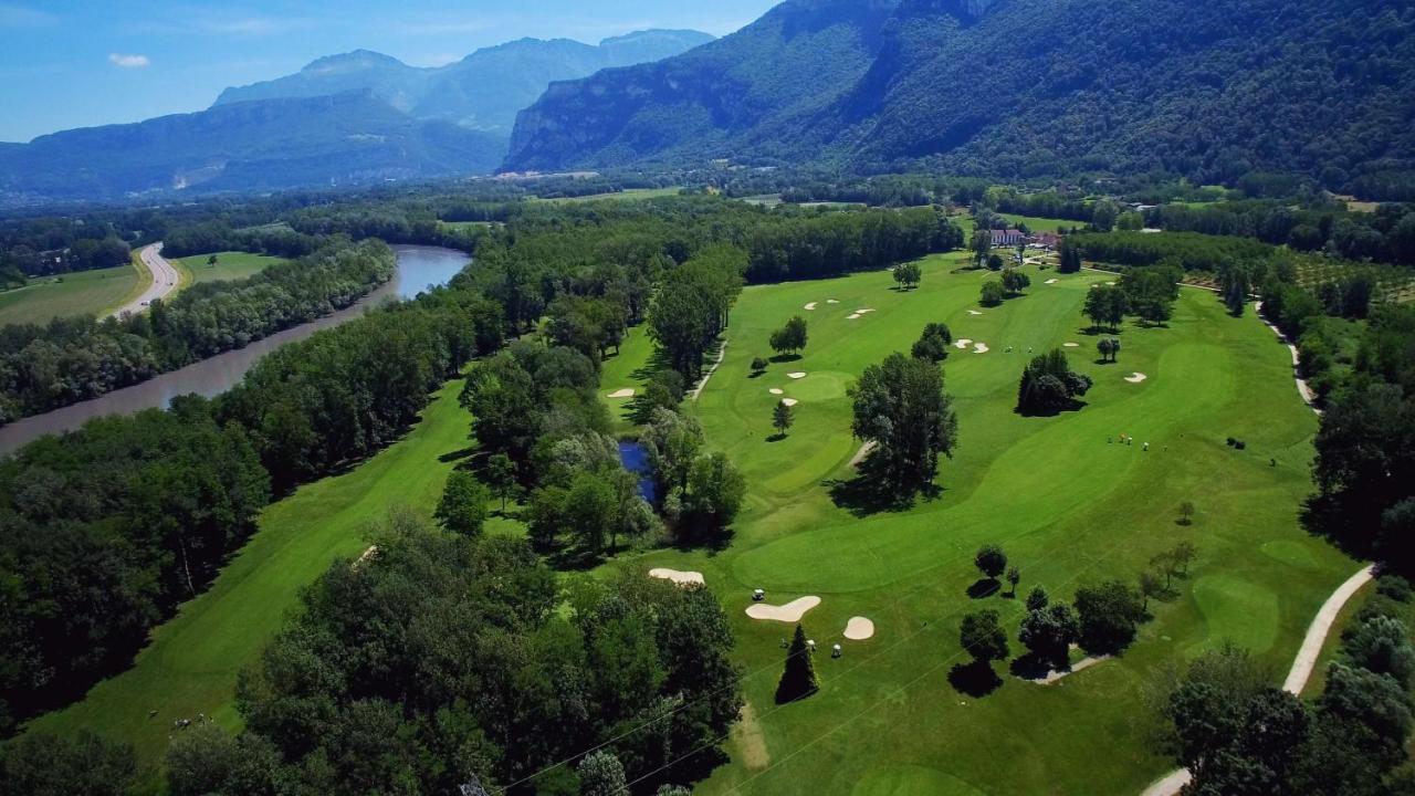 Domaine De Charmeil Saint-Quentin-sur-Isère Екстериор снимка